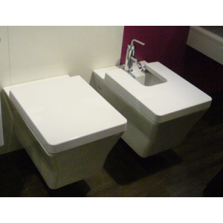 Bidet  Reve z deską  wiszący- sanitbuy.pl