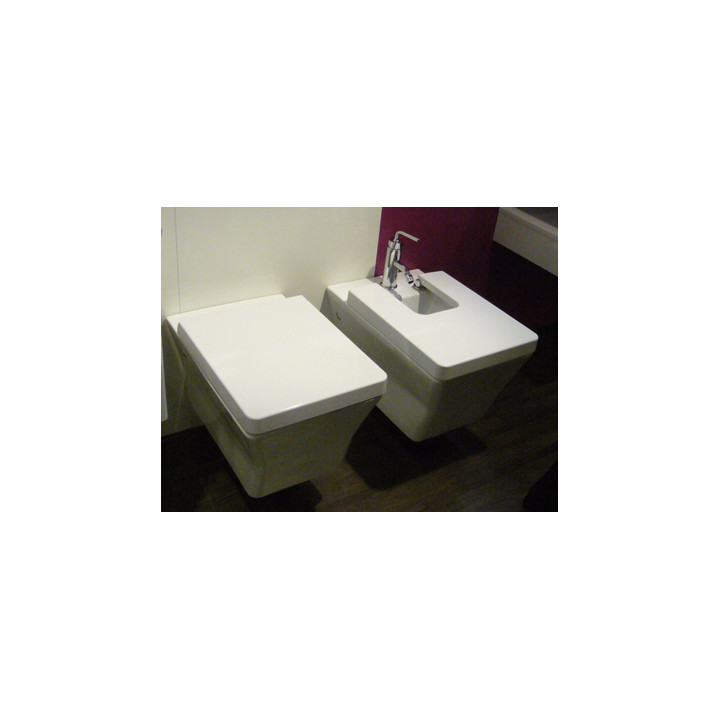 Bidet  Reve z deską  wiszący- sanitbuy.pl